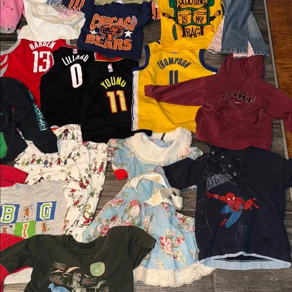 30 pc vintage kids Warner Bros. Black Looney Tunes Kids Disney jersey lot - Picture 2 of 16